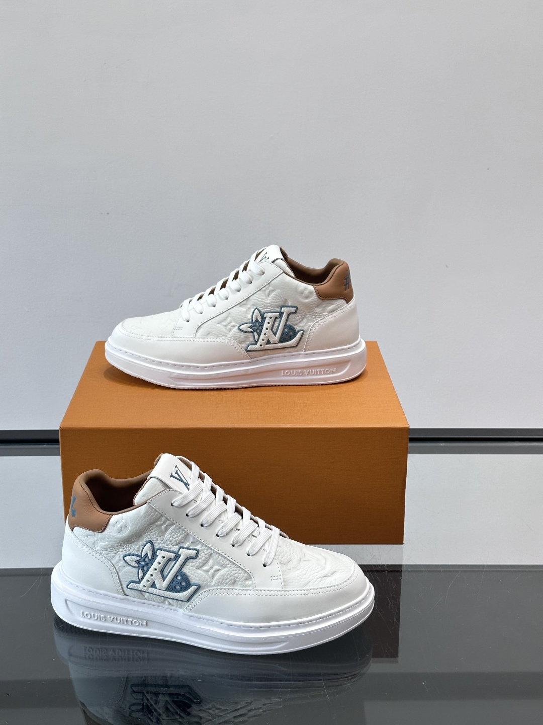LV